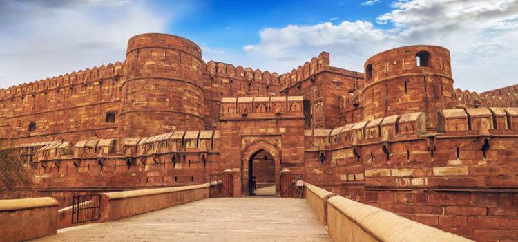 Agra Fort – Red Fort of Agra Timings, Entry Fee and History Agra Fort